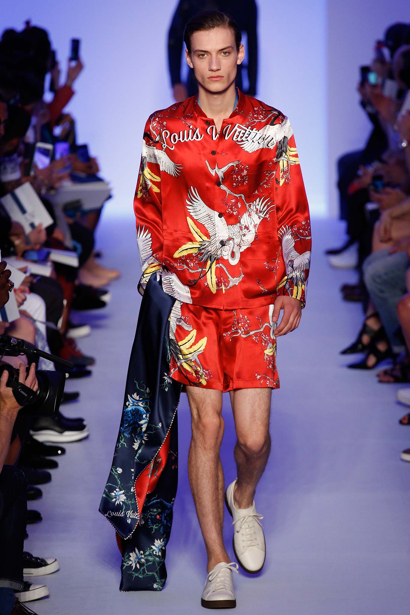 spring-2016-menswear-trends-07-chinoiserie-01