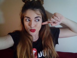 Γνωρίστε την blogger | Soundtrack of my E-life